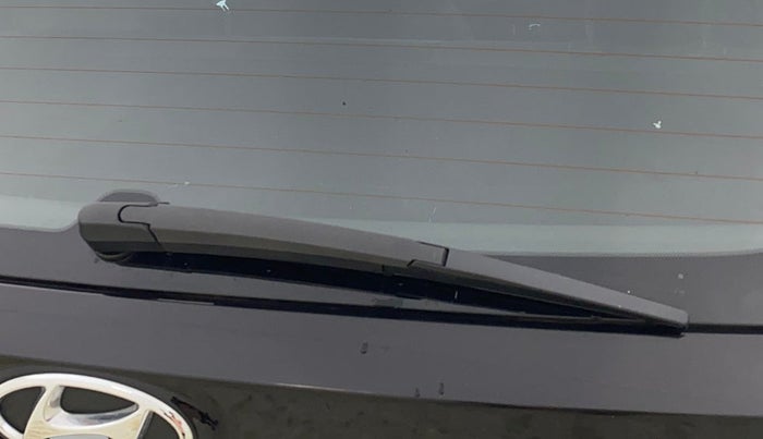 2022 Hyundai NEW I20 ASTA (O) 1.2 AT, Petrol, Automatic, 11,797 km, Rear Wiper