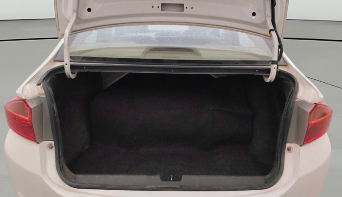 2015 Honda City 1.5L I-VTEC VX CVT, CNG, Automatic, 65,375 km, Boot Open Zoomed View