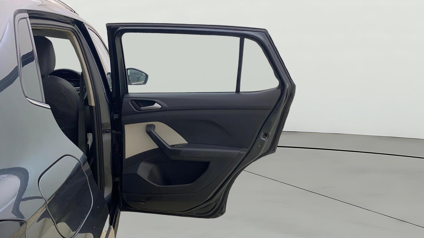 2022 Volkswagen TAIGUN TOPLINE 1.0 TSI AT, Petrol, Automatic, 1,16,362 km, RHS Rear Door