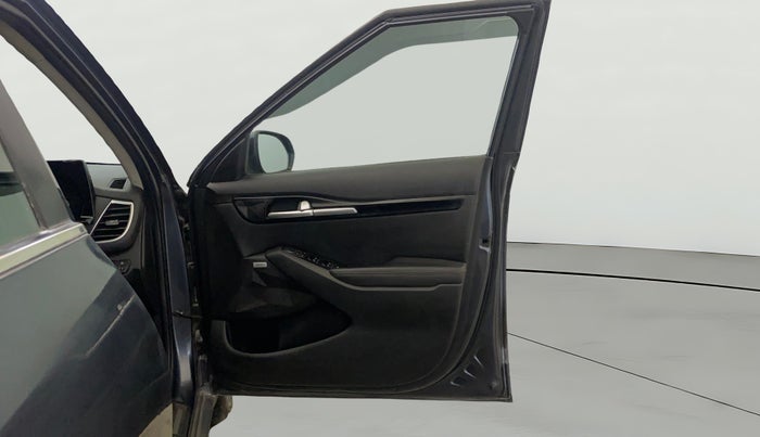 2021 KIA SELTOS GTX PLUS AT 1.5 DIESEL, Diesel, Automatic, 99,116 km, RHS Front Door