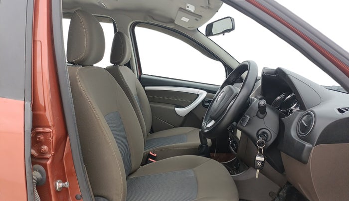 2019 Renault Duster RXS PETROL, Petrol, Manual, 56,297 km, Right Side Front Door Cabin