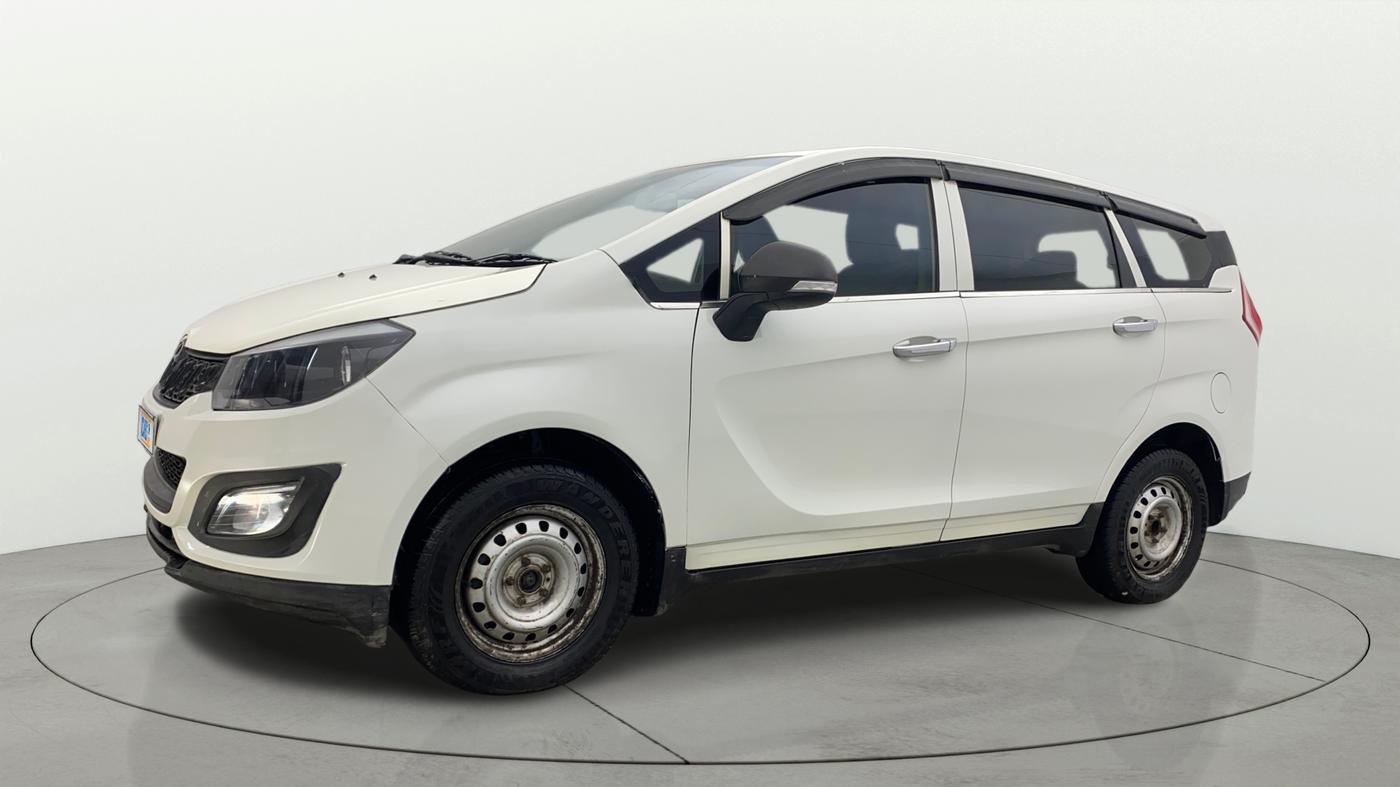 2019 Mahindra MARAZZO M2 8 STR, Diesel, Manual, 26,342 km, Left Front Diagonal