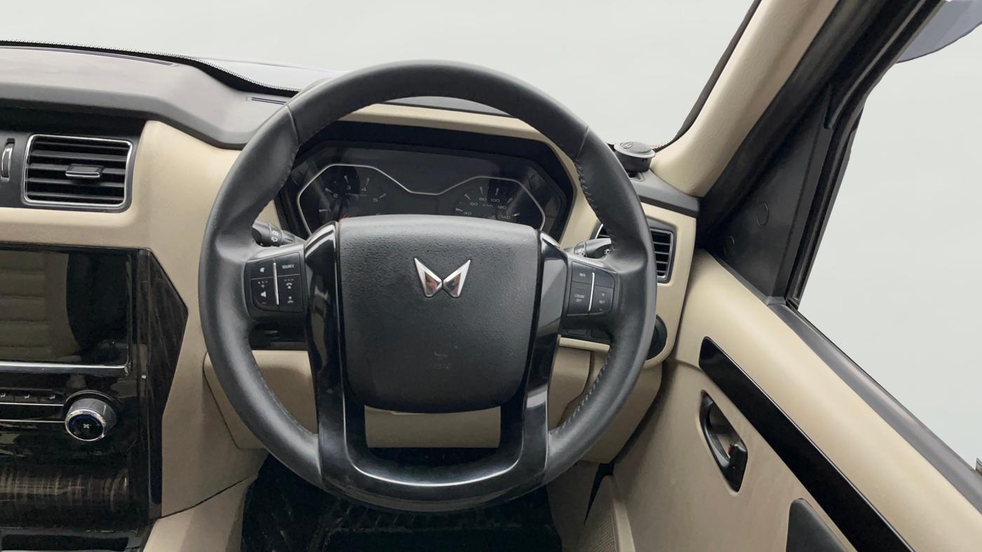 2023 Mahindra SCORPIO CLASSIC S11 7STR, Diesel, Manual, 43,984 km, Steering Wheel Close Up