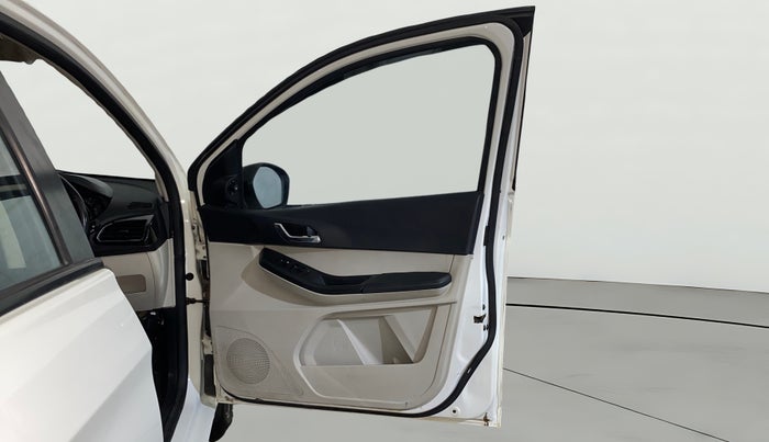 2023 Tata Tiago XZ PLUS PETROL, Petrol, Manual, 46,107 km, RHS Front Door