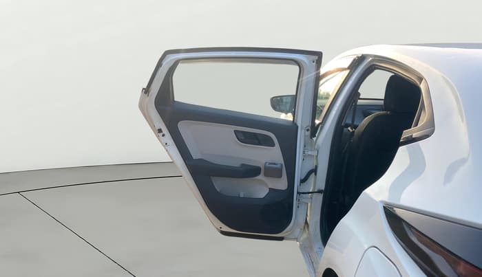 2022 Tata ALTROZ XE PETROL, Petrol, Manual, 18,858 km, LHS Rear Door
