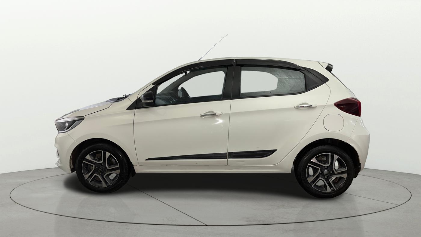 2022 Tata Tiago XZA PLUS PETROL, Petrol, Automatic, 49,582 km, Left Side