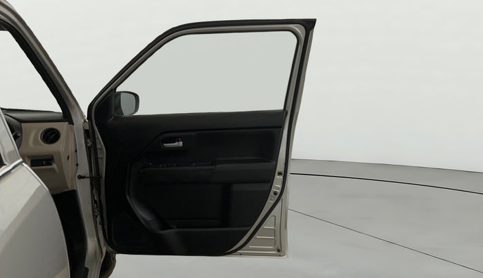 2022 Maruti New Wagon-R VXI 1.0 AMT, Petrol, Automatic, 56,154 km, RHS Front Door