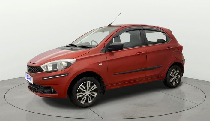 2016 Tata Tiago XT PETROL, Petrol, Manual, 67,045 km, Left Front Diagonal