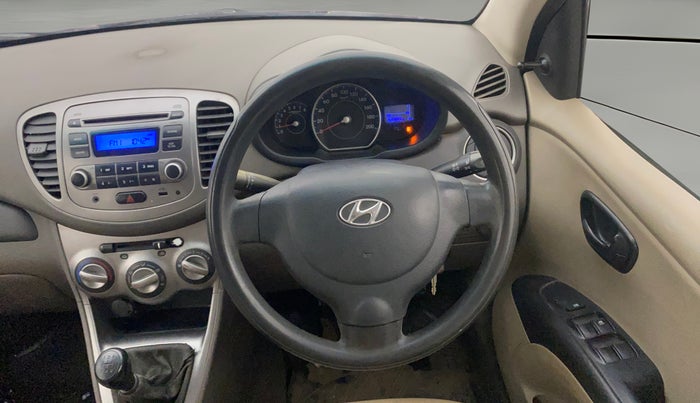 2013 Hyundai i10 MAGNA 1.1, Petrol, Manual, 1,19,983 km, Steering Wheel Close Up