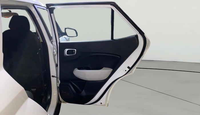 2023 Hyundai VENUE SX 1.2 PETROL, Petrol, Manual, 24,199 km, RHS Rear Door