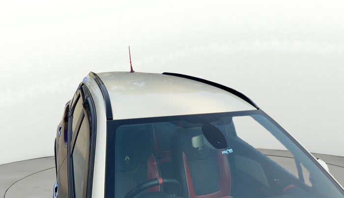 2018 Renault Captur RXT PETROL, Petrol, Manual, 1,45,141 km, Roof