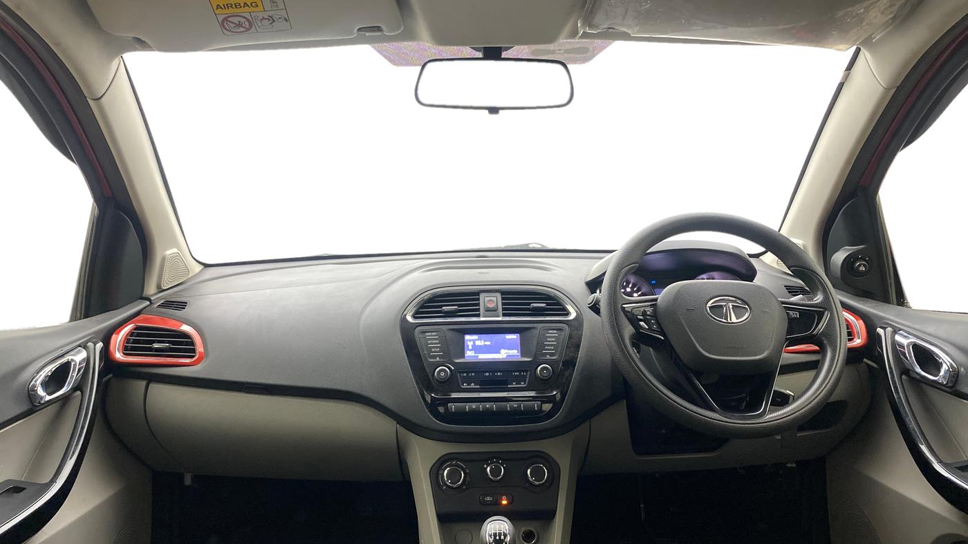 2018 Tata Tiago XZ PETROL, Petrol, Manual, 62,654 km, Dashboard