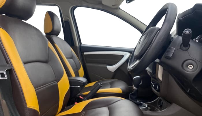 2018 Renault Duster RXS CVT, Petrol, Automatic, 98,805 km, Right Side Front Door Cabin