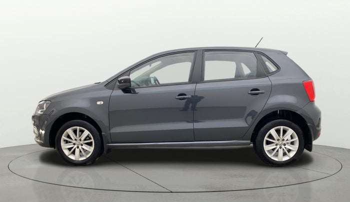 2015 Volkswagen Polo HIGHLINE1.2L, Petrol, Manual, 59,990 km, Left Side
