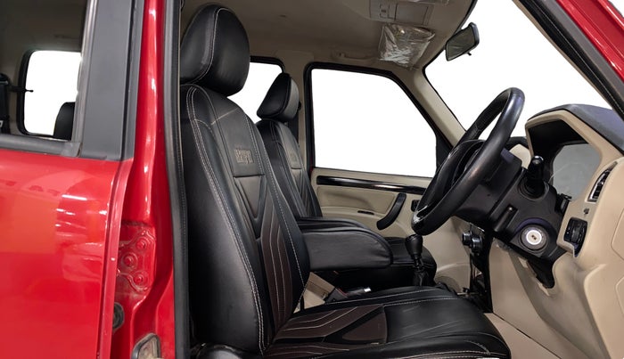 2024 Mahindra SCORPIO CLASSIC S11 MT 7S CC, Diesel, Manual, 25,948 km, Right Side Front Door Cabin