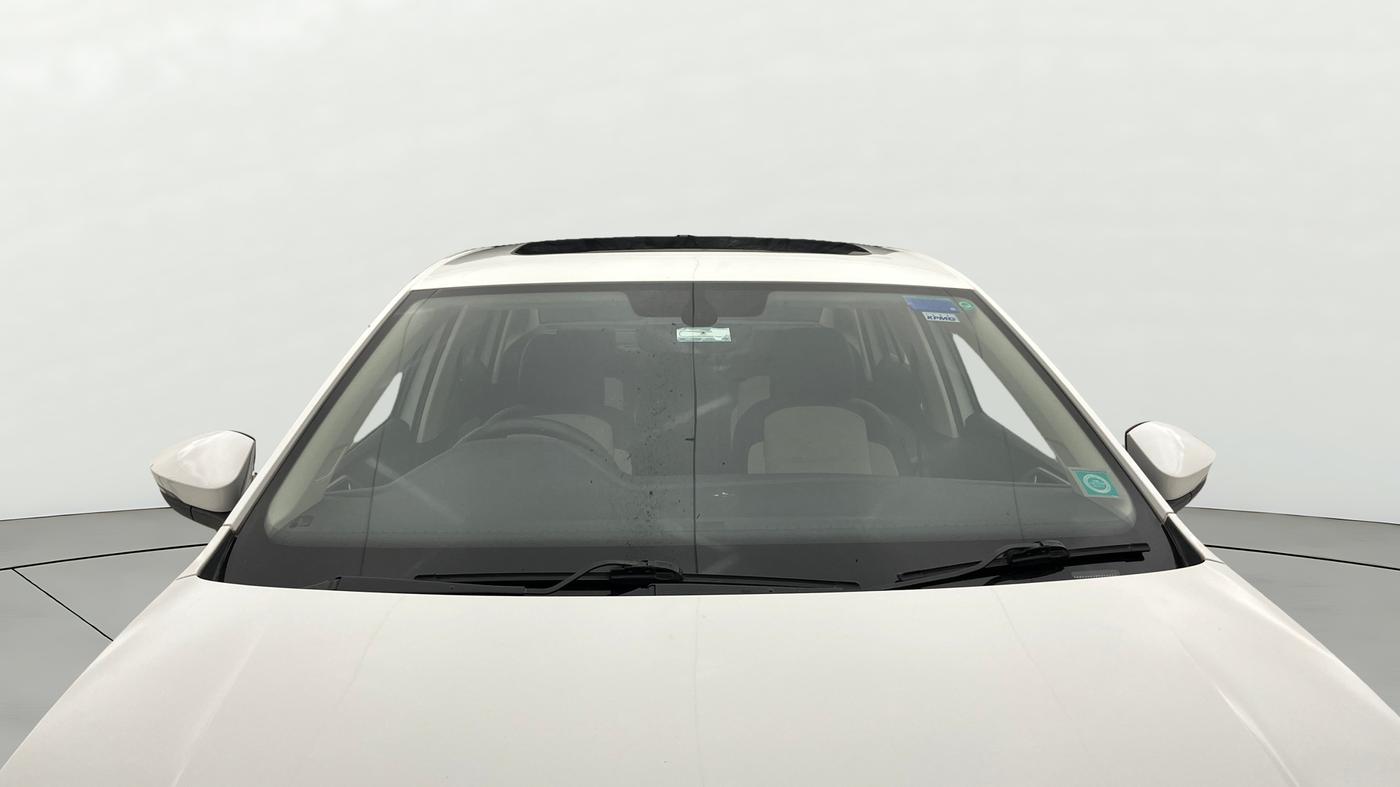 2023 Volkswagen VIRTUS TOPLINE TSI 1.0 MT, Petrol, Manual, 30,202 km, Front Windshield