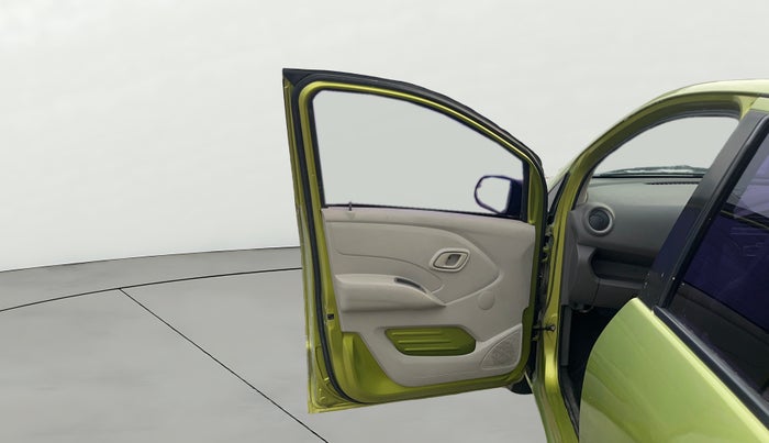 2016 Datsun Redi Go S, Petrol, Manual, 95,733 km, LHS Front Door