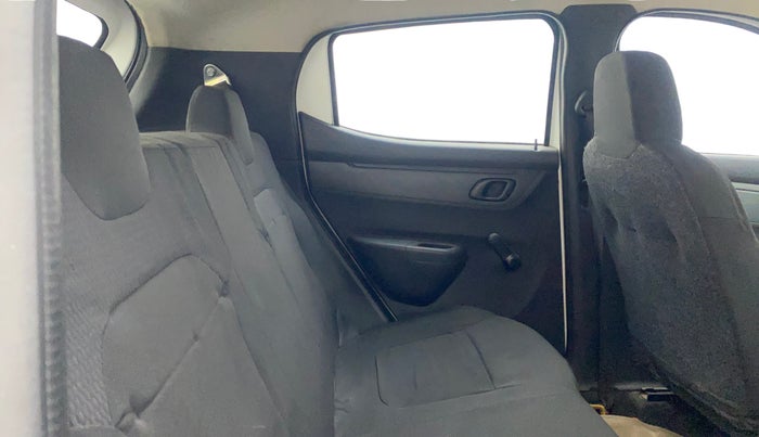 2016 Renault Kwid RXL, Petrol, Manual, 1,11,165 km, Right Side Rear Door Cabin