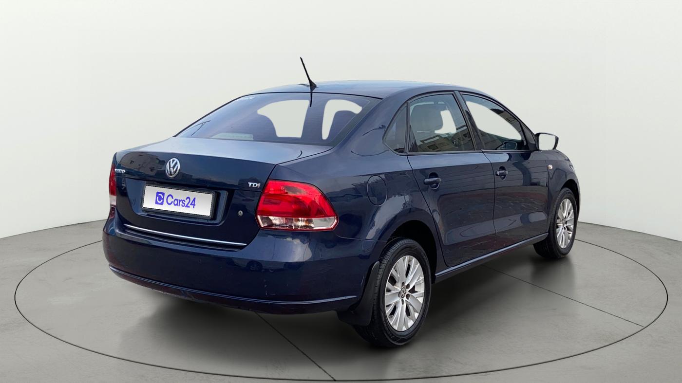 2015 Volkswagen Vento HIGHLINE DIESEL 1.5, Diesel, Manual, 1,15,467 km, Right Back Diagonal