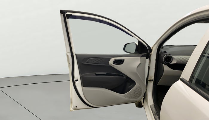 2020 Hyundai GRAND I10 NIOS MAGNA 1.2 KAPPA VTVT, Petrol, Manual, 26,181 km, LHS Front Door