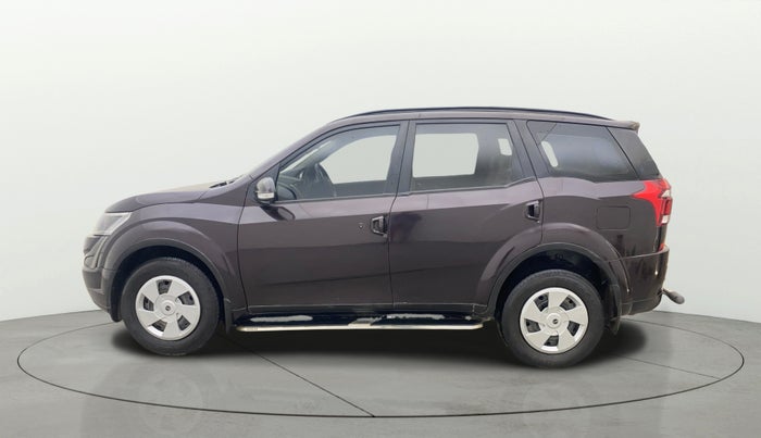 2019 Mahindra XUV500 W7, Diesel, Manual, 82,775 km, Left Side