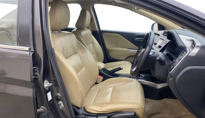 2016 Honda City 1.5L I-VTEC VX, Petrol, Manual, 1,02,341 km, Right Side Front Door Cabin