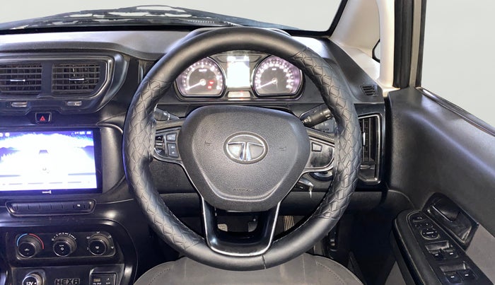 2018 Tata Hexa XE 4X2 7 STR, Diesel, Manual, 85,219 km, Steering Wheel Close Up