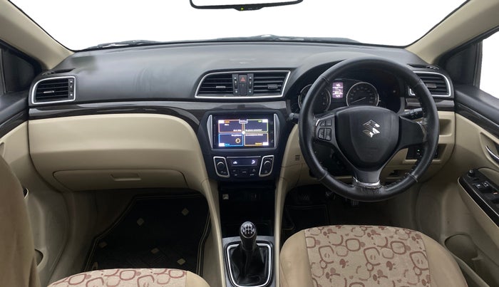 2016 Maruti Ciaz ZXI+, Petrol, Manual, 80,284 km, Dashboard