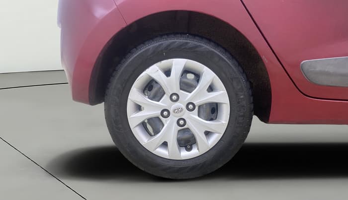 2015 Hyundai Grand i10 SPORTZ 1.2 KAPPA VTVT, Petrol, Manual, 74,104 km, Right Rear Wheel