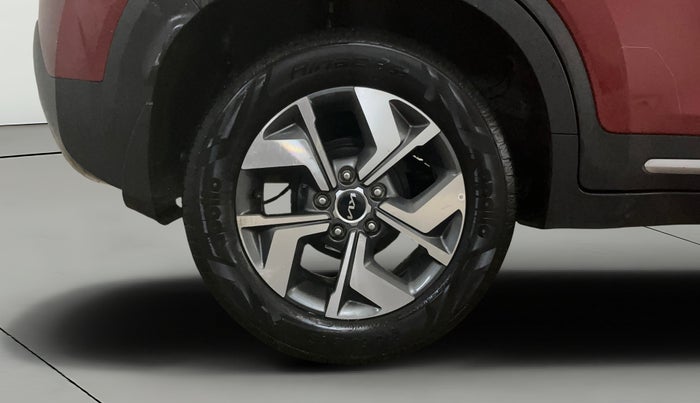 2023 KIA SONET 	 HTX 1.0 TURBO DCT, Petrol, Automatic, 27,463 km, Right Rear Wheel