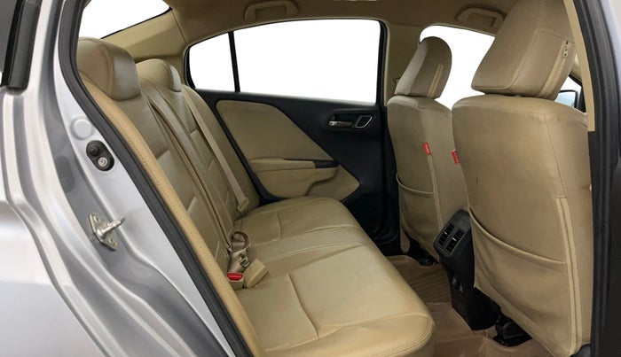 2020 Honda City 1.5L I-VTEC V MT, Petrol, Manual, 50,740 km, Right Side Rear Door Cabin