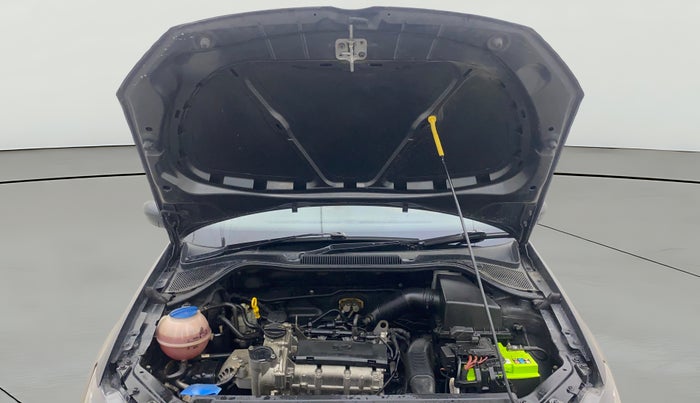 2016 Volkswagen Ameo HIGHLINE1.2L, Petrol, Manual, 40,904 km, Open Bonet