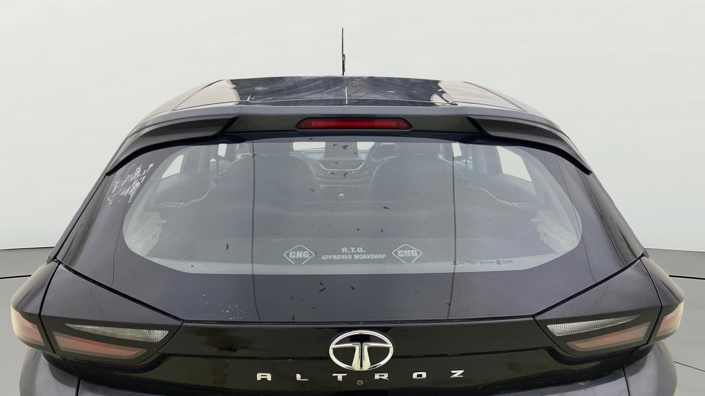 2020 Tata ALTROZ XT PETROL, CNG, Manual, 70,603 km, Rear Windshield