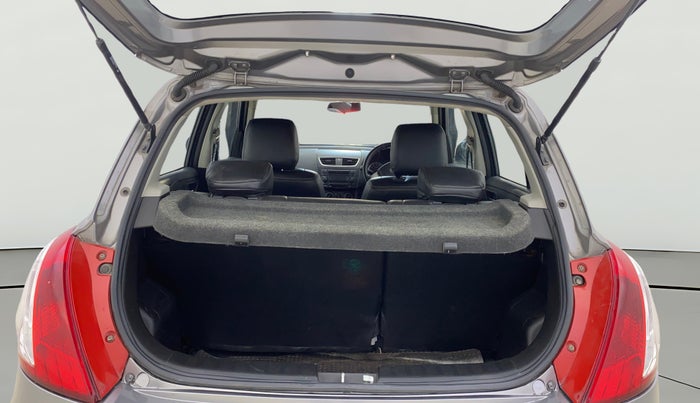2015 Maruti Swift VXI, Petrol, Manual, 68,112 km, Boot Open Zoomed View