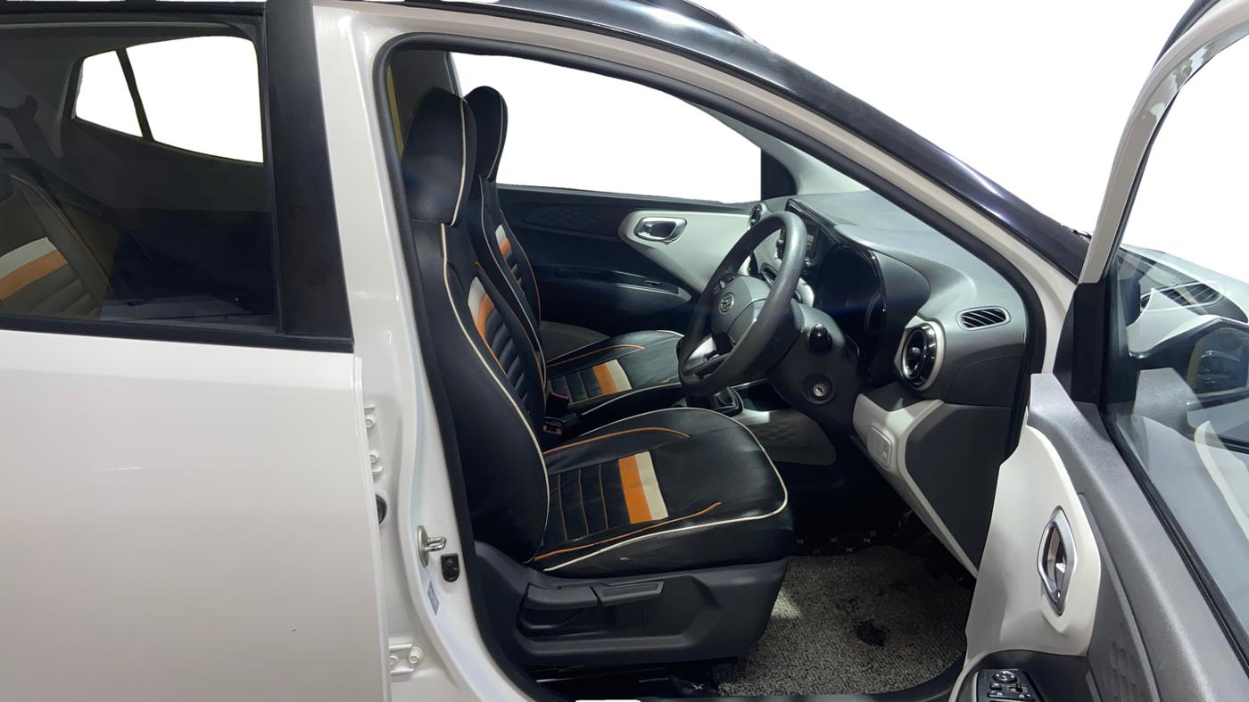 2022 Hyundai GRAND I10 NIOS SPORTZ 1.2 KAPPA VTVT, Petrol, Manual, 47,219 km, Right Side Front Door Cabin