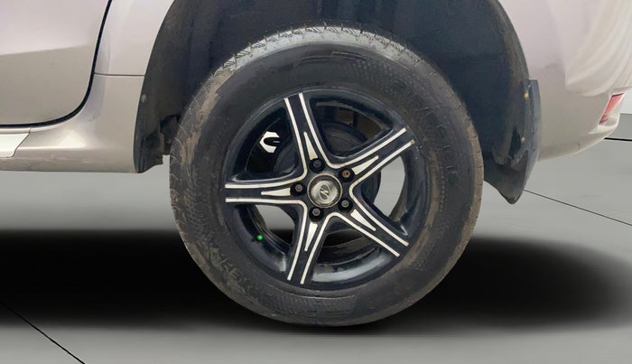 2015 Nissan Terrano XL (P), Petrol, Manual, 32,657 km, Left Rear Wheel