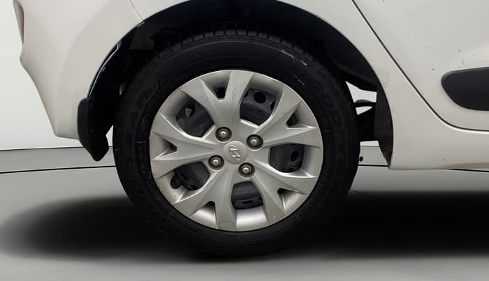 2014 Hyundai Grand i10 SPORTZ 1.2 KAPPA VTVT, Petrol, Manual, 92,943 km, Right Rear Wheel