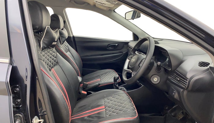 2021 Hyundai NEW I20 SPORTZ 1.2 MT, Petrol, Manual, 13,513 km, Right Side Front Door Cabin