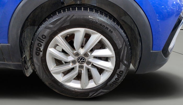 2023 Volkswagen TAIGUN HIGHLINE 1.0 TSI AT, Petrol, Automatic, 44,100 km, Right Front Wheel