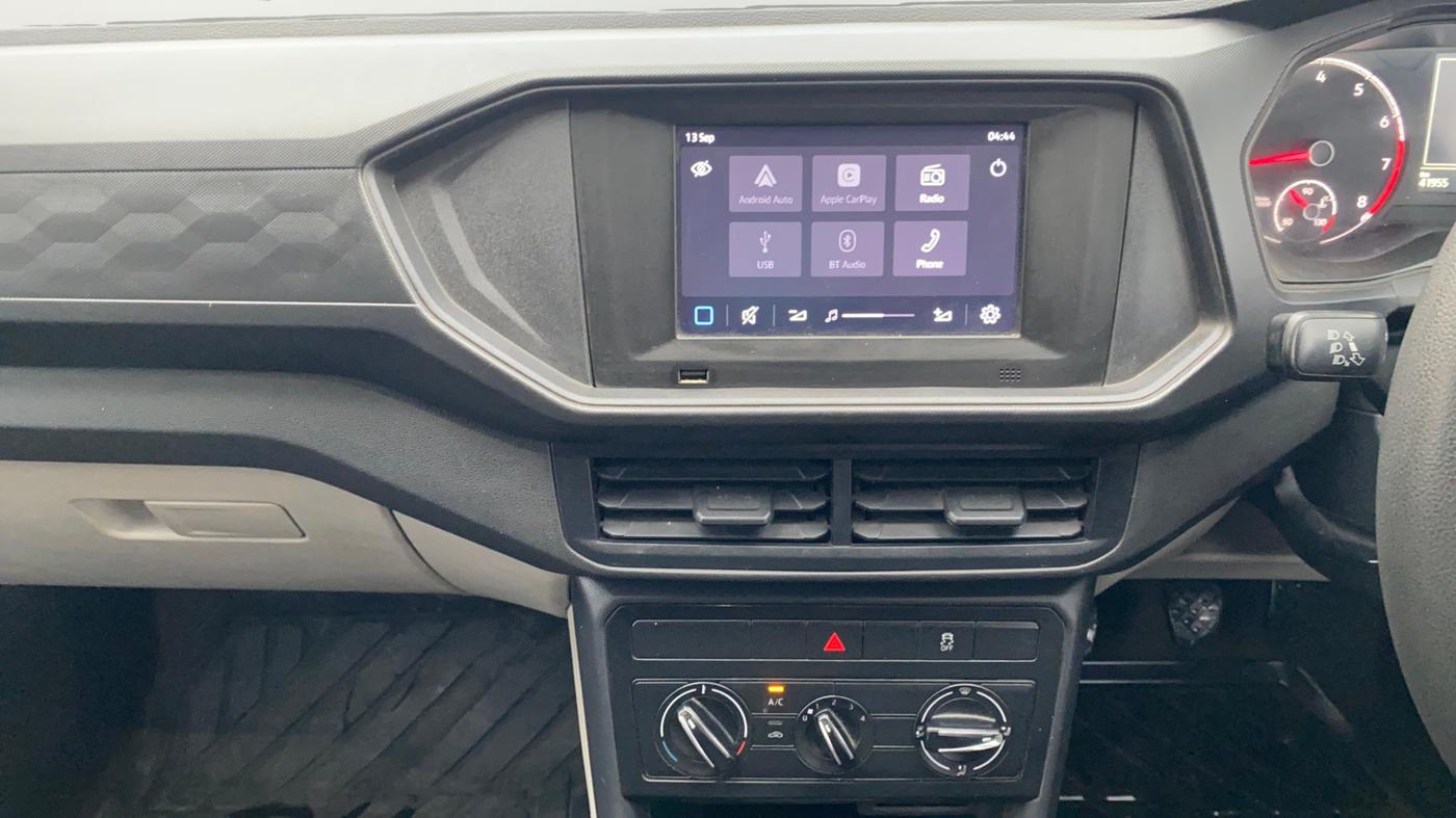 2022 Volkswagen TAIGUN COMFORTLINE 1.0 TSI MT, Petrol, Manual, 41,944 km, Air Conditioner
