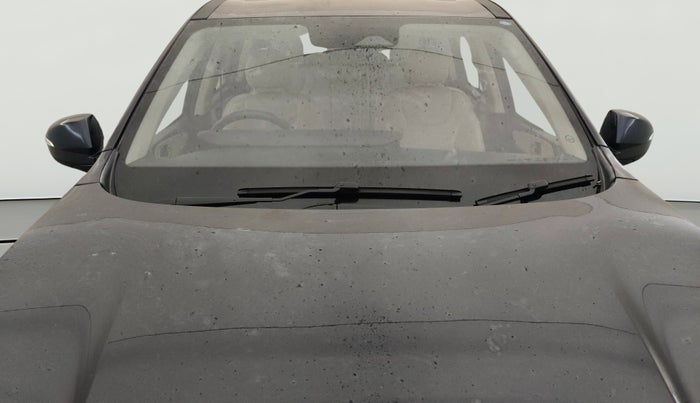 2022 Mahindra XUV700 AX 7 P MT 7 STR, Petrol, Manual, 31,275 km, Front Windshield