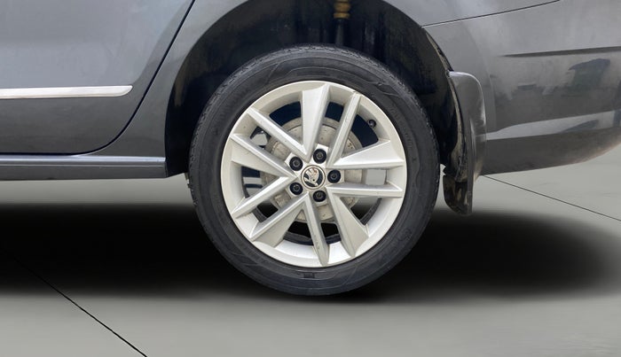 2018 Skoda Rapid STYLE 1.5 TDI AT, Diesel, Automatic, 1,26,383 km, Left Rear Wheel