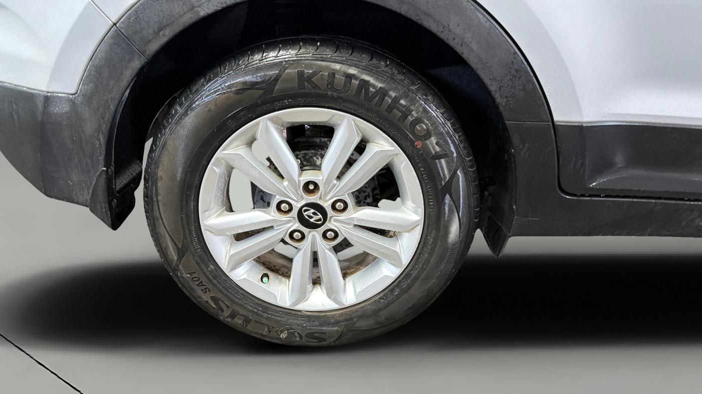 2016 Hyundai Creta S PLUS 1.6 AT DIESEL, Diesel, Automatic, 79,071 km, Right Rear Wheel