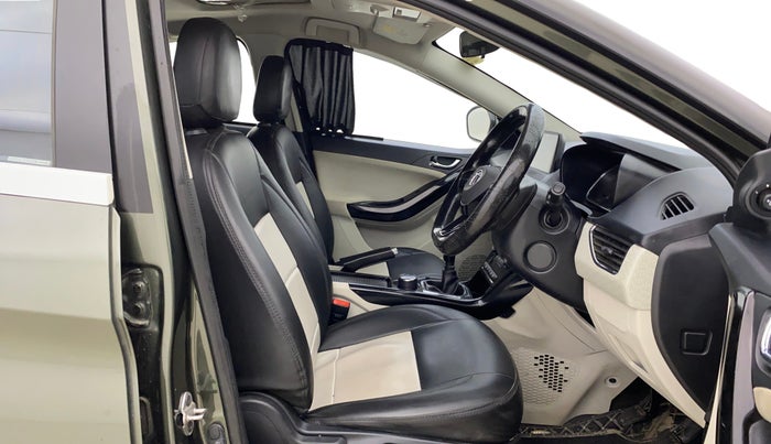 2023 Tata NEXON XZ PLUS DIESEL SUNROOF, Diesel, Manual, 78,294 km, Right Side Front Door Cabin