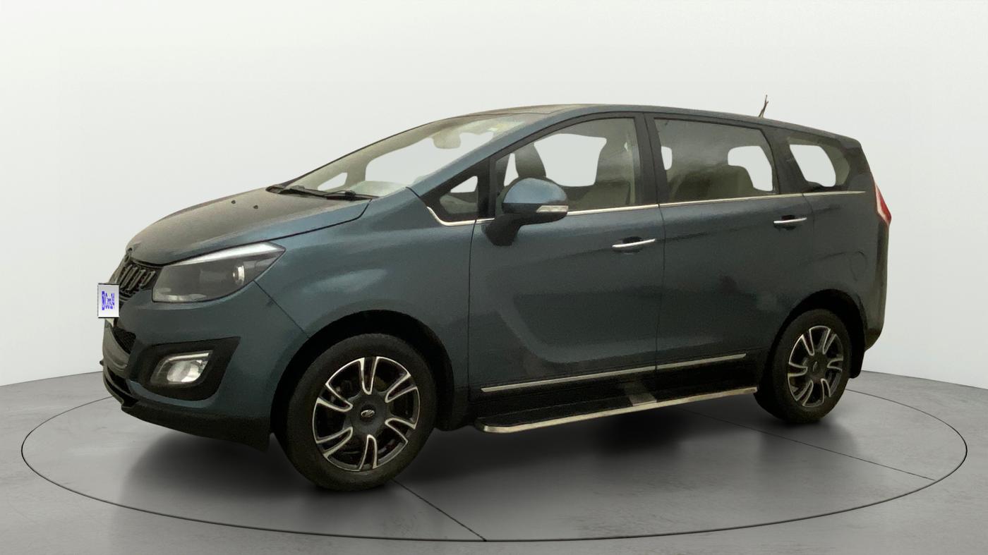2018 Mahindra MARAZZO M8 7 STR, Diesel, Manual, 30,925 km, Left Front Diagonal
