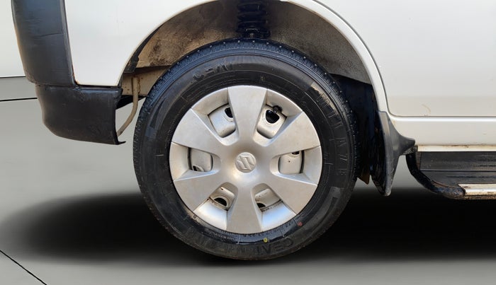 2019 Maruti Eeco 7 STR, CNG, Manual, 84,467 km, Left Front Wheel