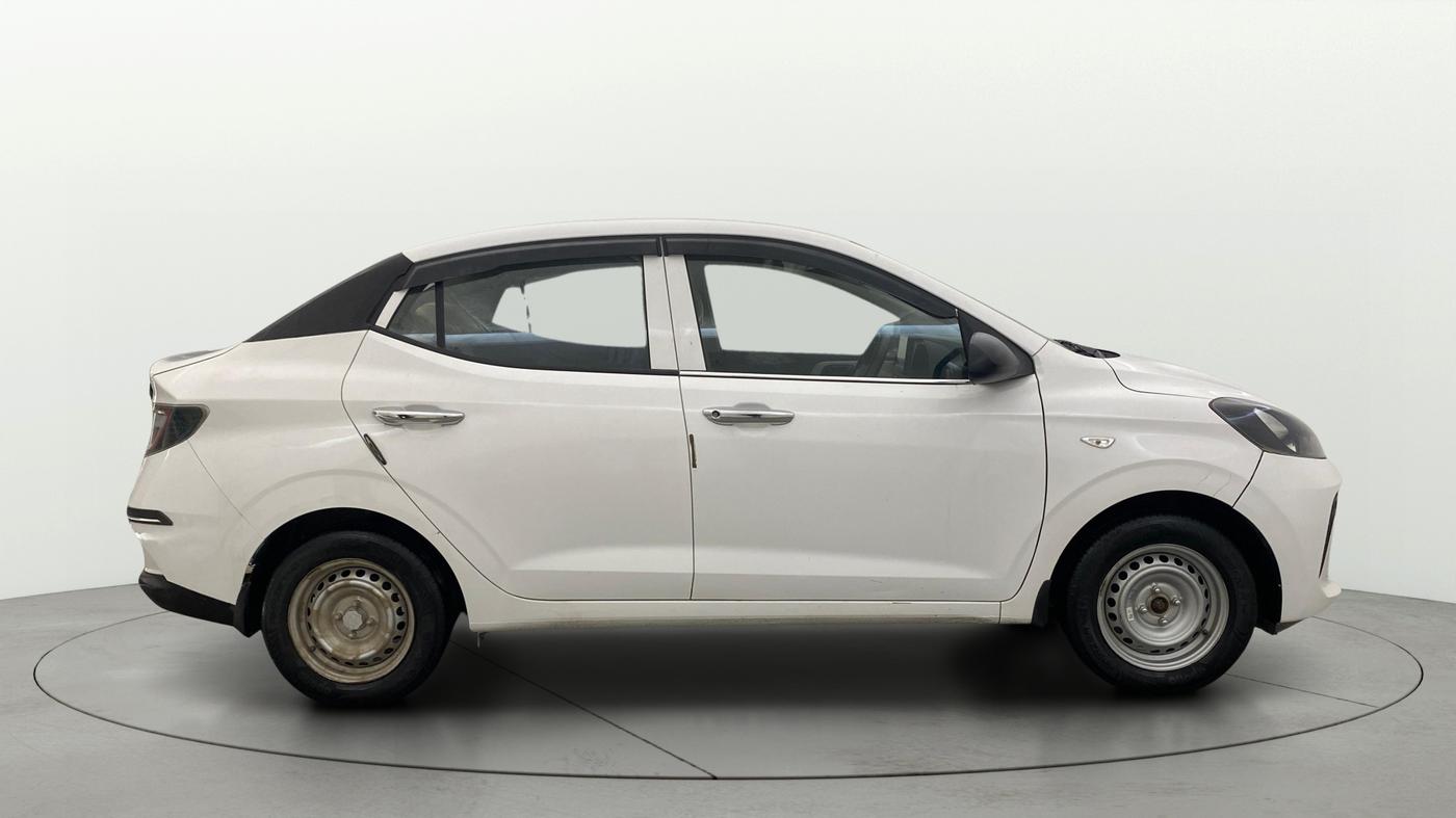 2025 Hyundai AURA E 1.2 CNG, CNG, Manual, 25,289 km, Right Side View