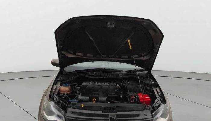 2015 Volkswagen Vento HIGHLINE 1.5 AT, Diesel, Automatic, 1,09,859 km, Open Bonet