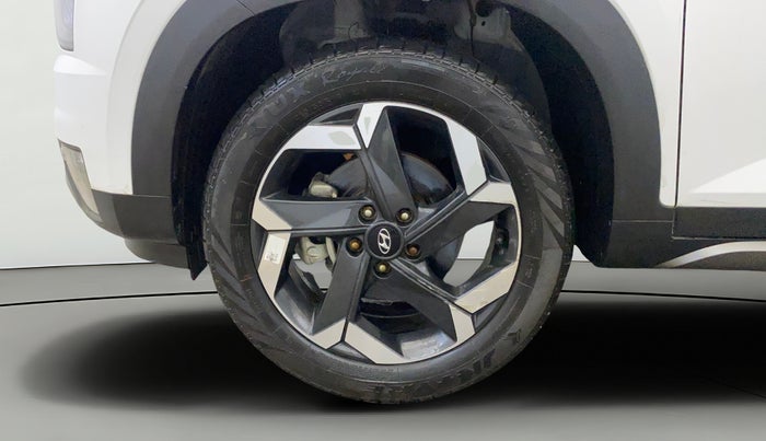 2023 Hyundai ALCAZAR PLATINUM 1.5 TURBO PETROL MT 7STR, Petrol, Manual, 2,045 km, Left Front Wheel