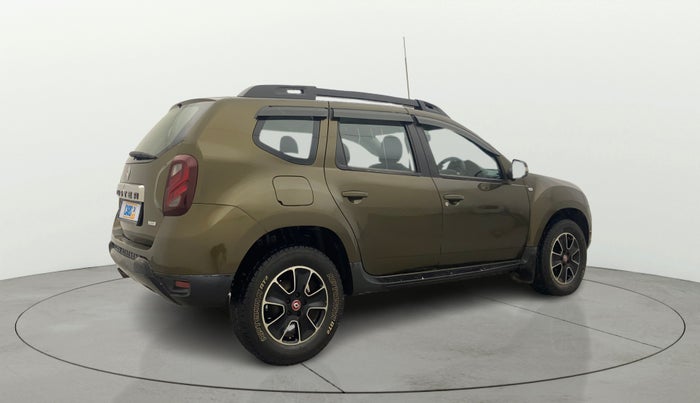 2016 Renault Duster 110 PS RXZ 4X4 MT DIESEL, Diesel, Manual, 1,32,665 km, Right Back Diagonal